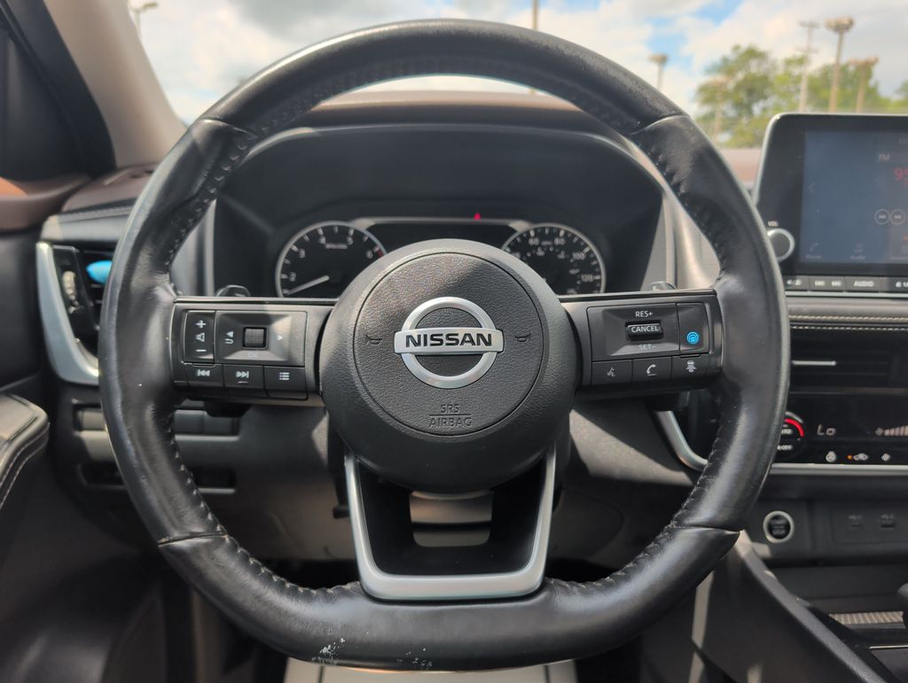 2021 Nissan Rogue SV - Photo 11