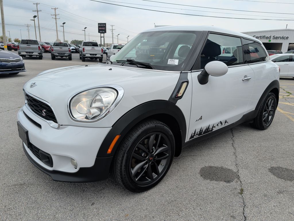 2015 Mini Cooper John Cooper Works S ALL4 photo 2