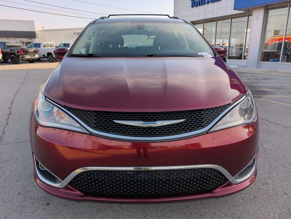 Used 2017 Chrysler Pacifica Touring L Plus Minivan/Van