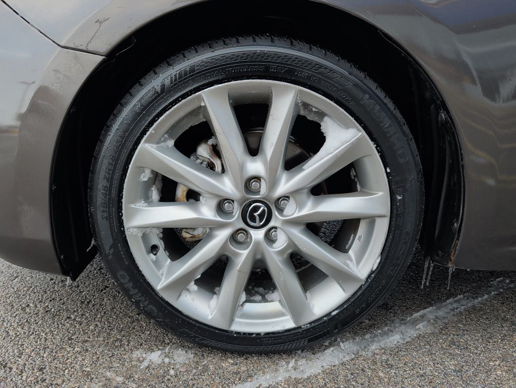 2017 Mazda Mazda3 Touring photo 4