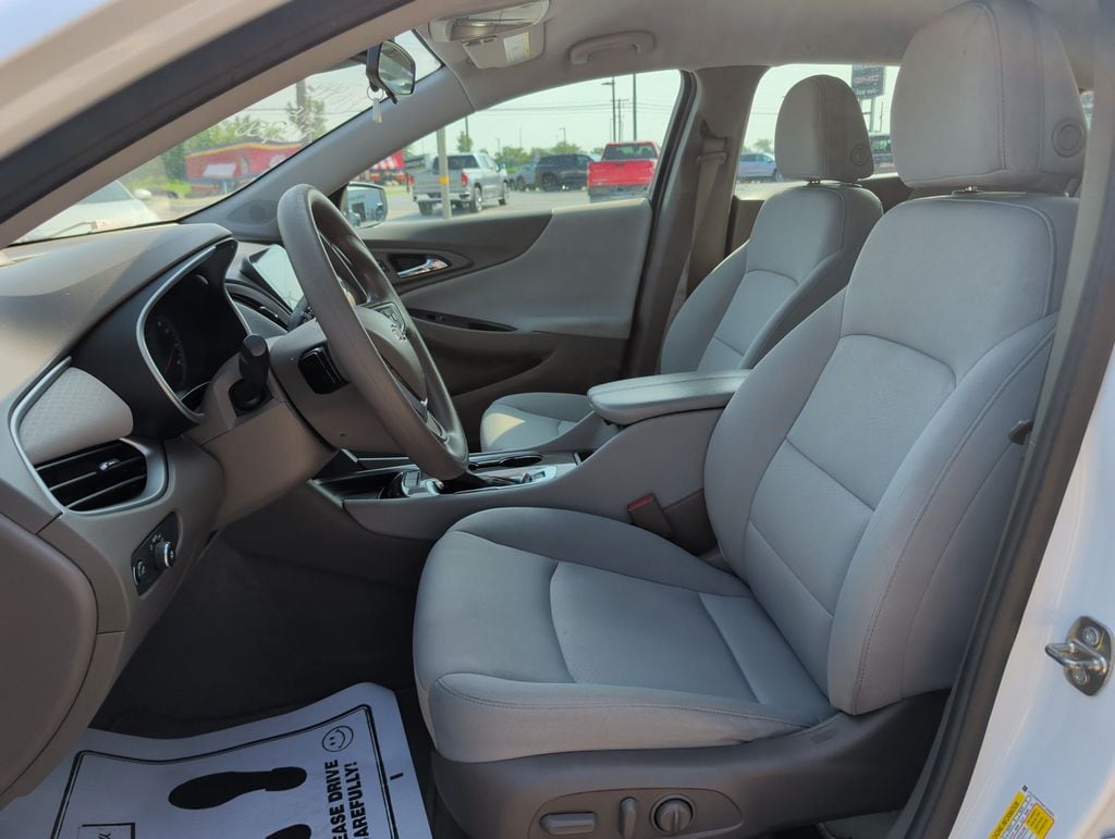 2022 Chevrolet Malibu 1LT - Photo 8
