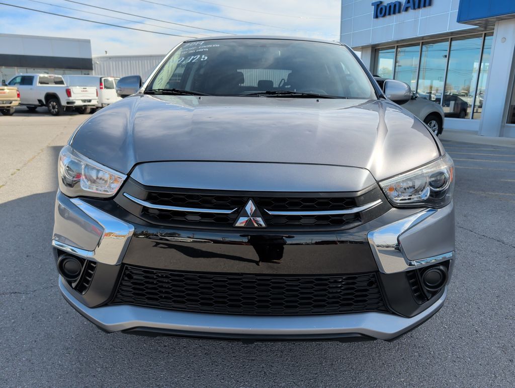 2019 Mitsubishi Outlander Sport ES photo 2