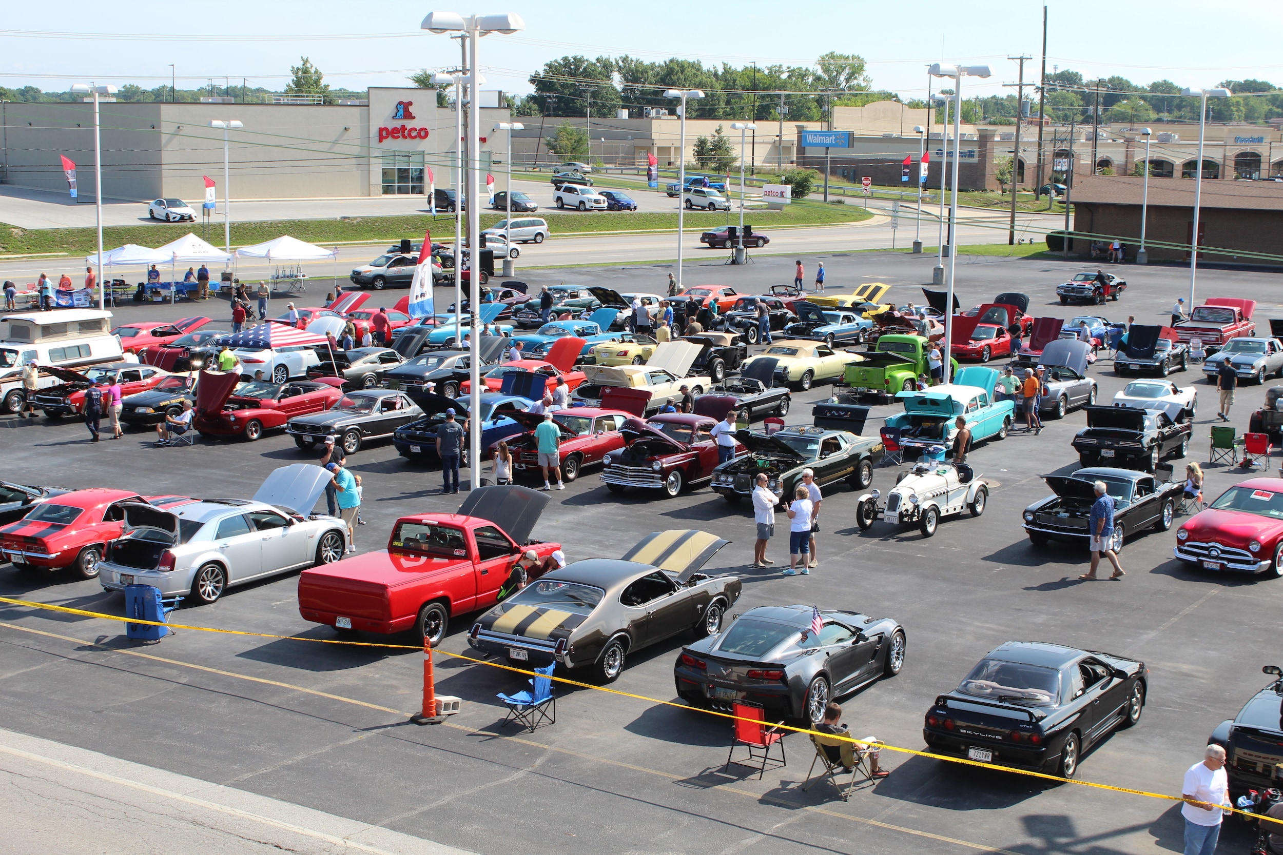 Tom Ahl’s Annual Car Show Lima Used Car Dealer