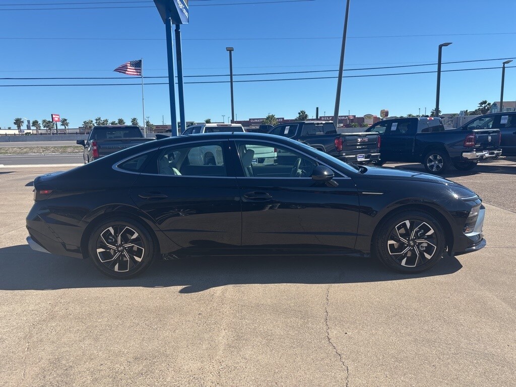 2024 Hyundai Sonata SEL photo 4
