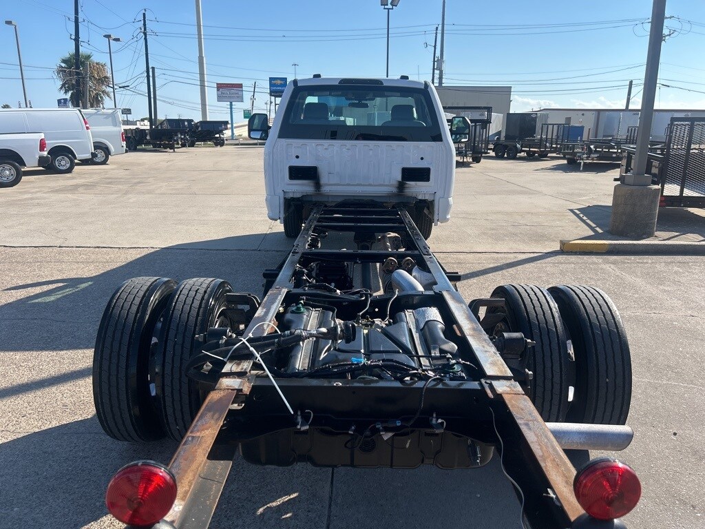 2021 Ford F-550 photo 4