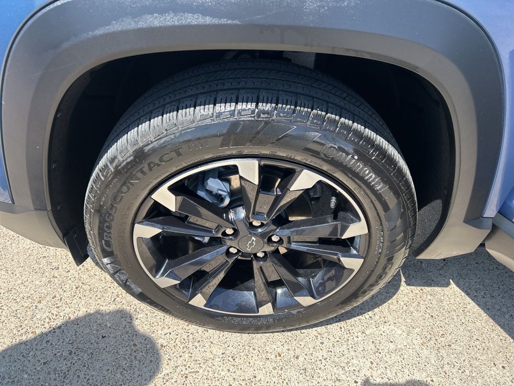 2025 Chevrolet Equinox RS - Photo 13