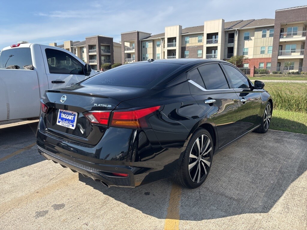 Used 2019 Nissan Altima 2.5 Platinum Sedan