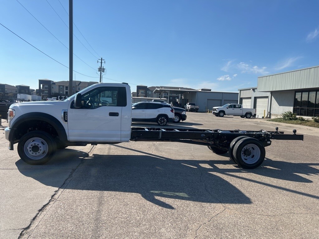 2021 Ford F-550 photo 2