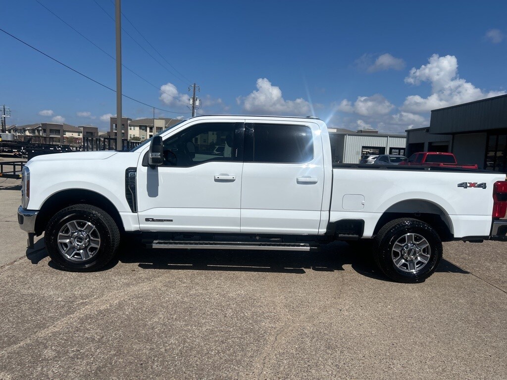 2024 Ford F-250 photo 2