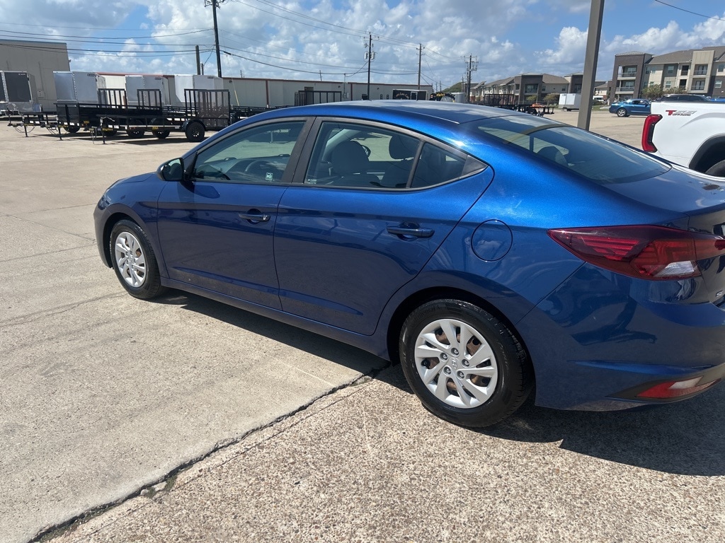 Used 2019 Hyundai Elantra SE Sedan