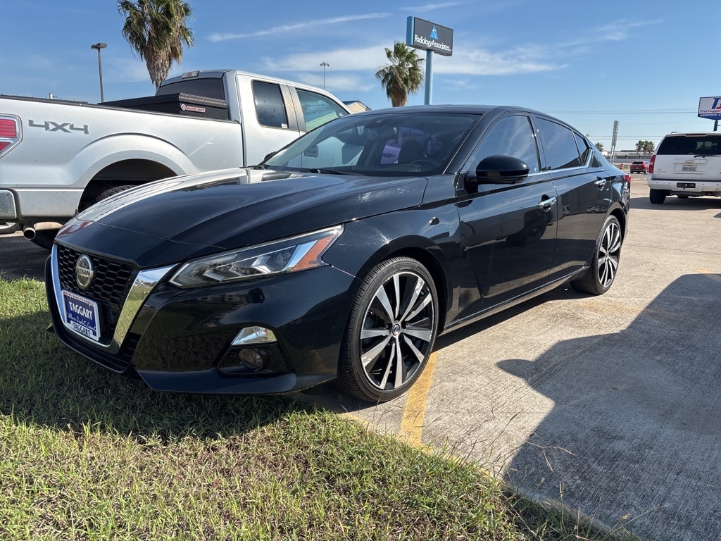 Used 2019 Nissan Altima 2.5 Platinum Sedan