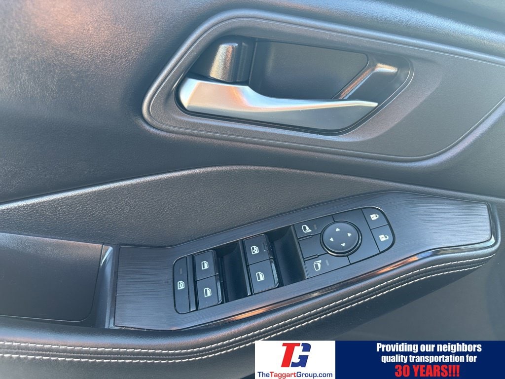 2025 Nissan Rogue SV - Photo 10