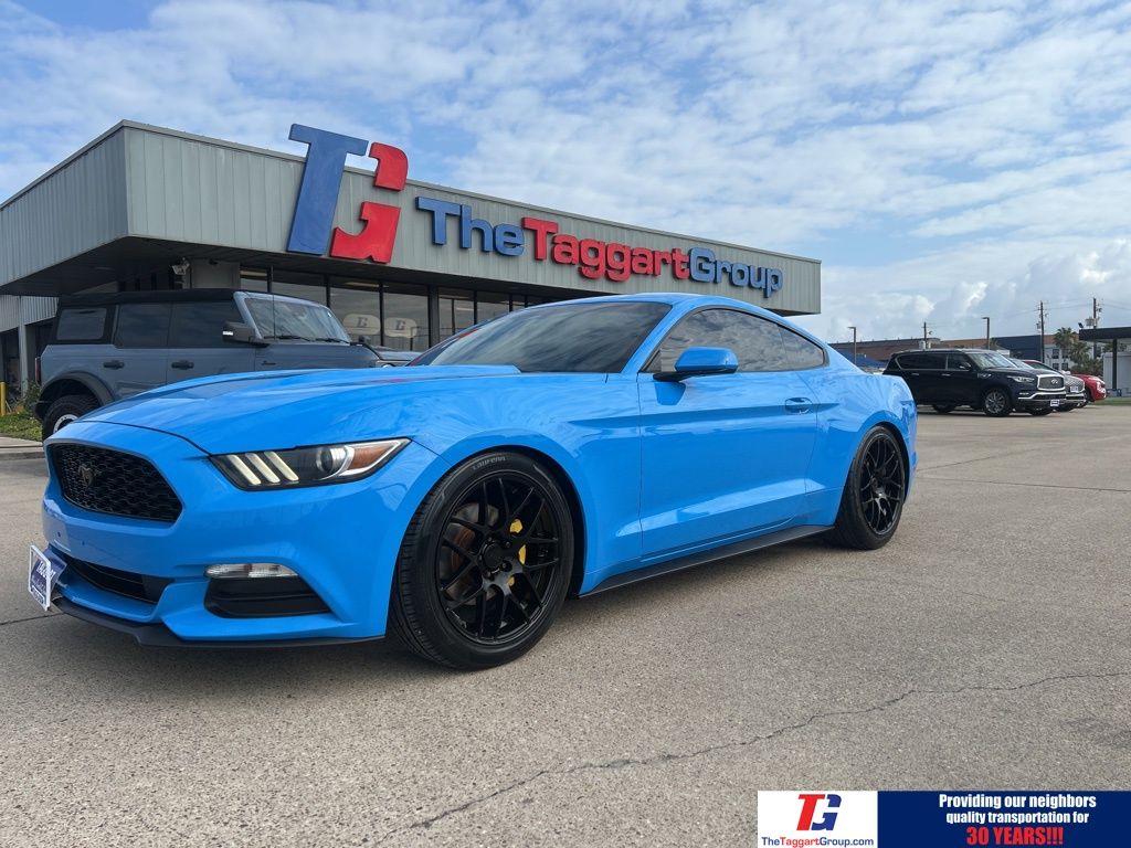 2017 Ford Mustang V6