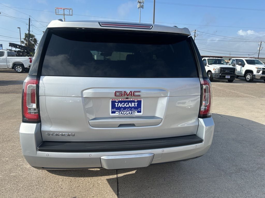 2020 Gmc Yukon SLT photo 2