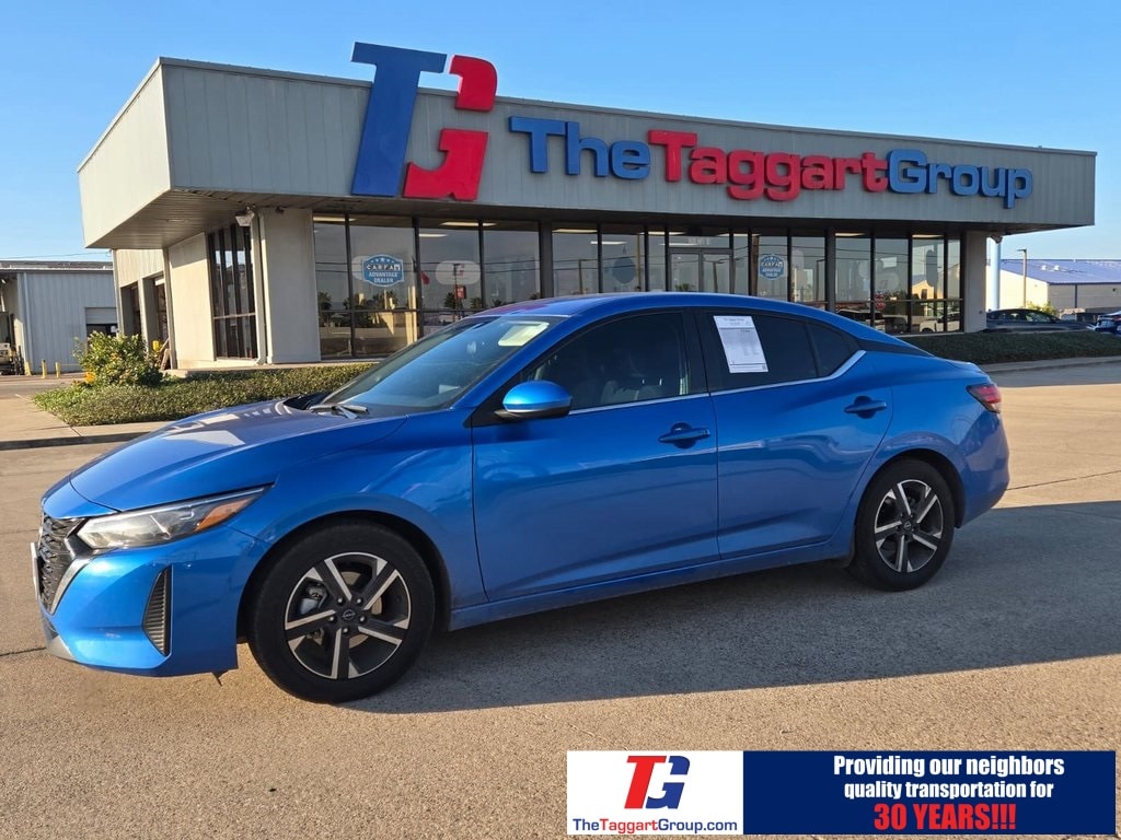 2024 Nissan Sentra SV's photo