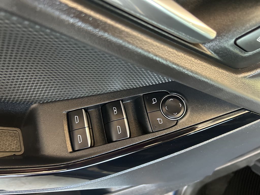 2025 Chevrolet Equinox RS - Photo 16