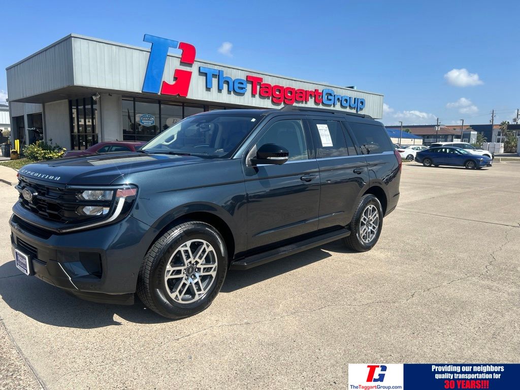 Used 2025 Ford Expedition Active