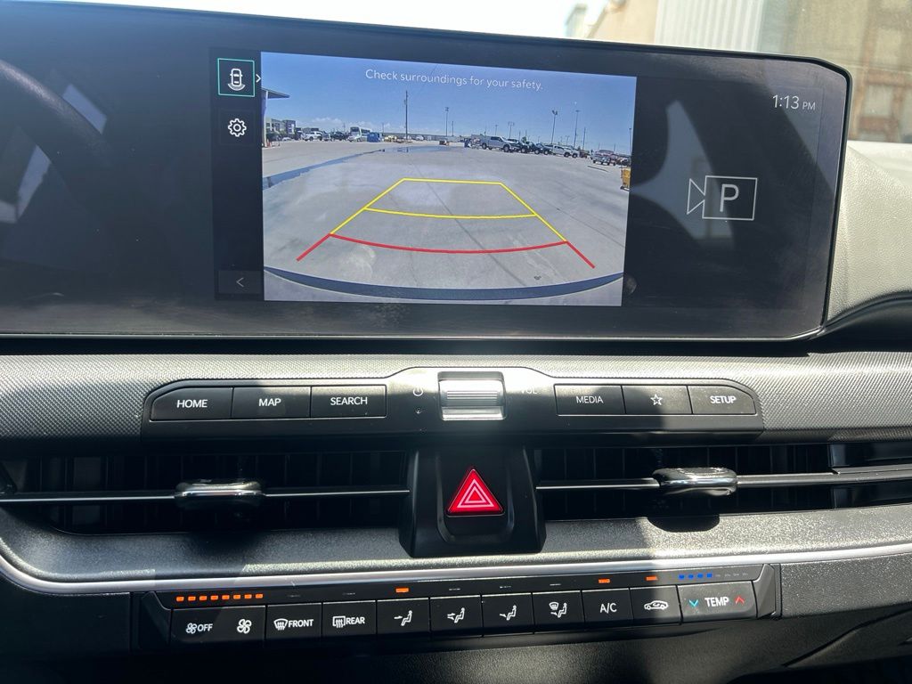 2025 Kia K4 LXS - Photo 18