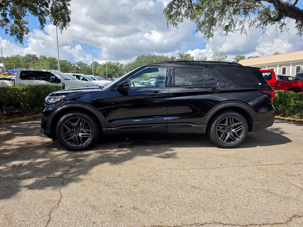 New 2027 Ford Explorer ST SUV