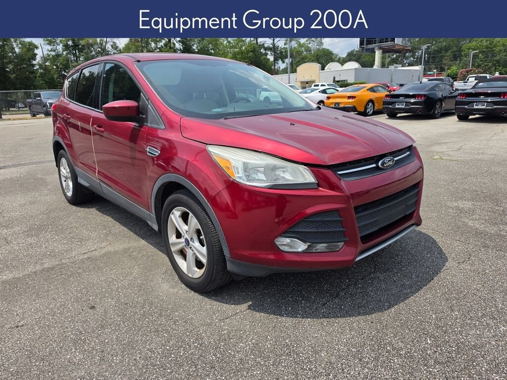 Used 2015 Ford Escape SE SUV