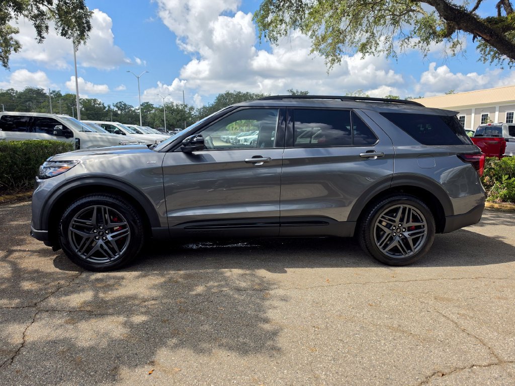 New 2027 Ford Explorer ST-Line SUV