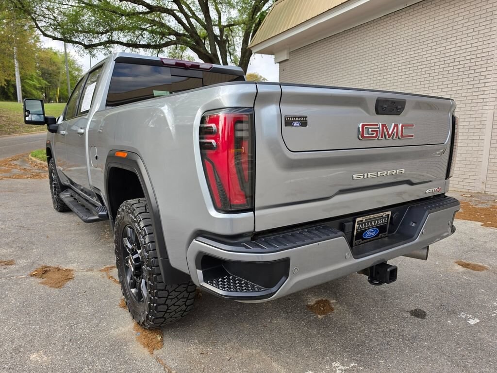 Used 2024 GMC Sierra 2500 HD AT4 Truck Crew Cab