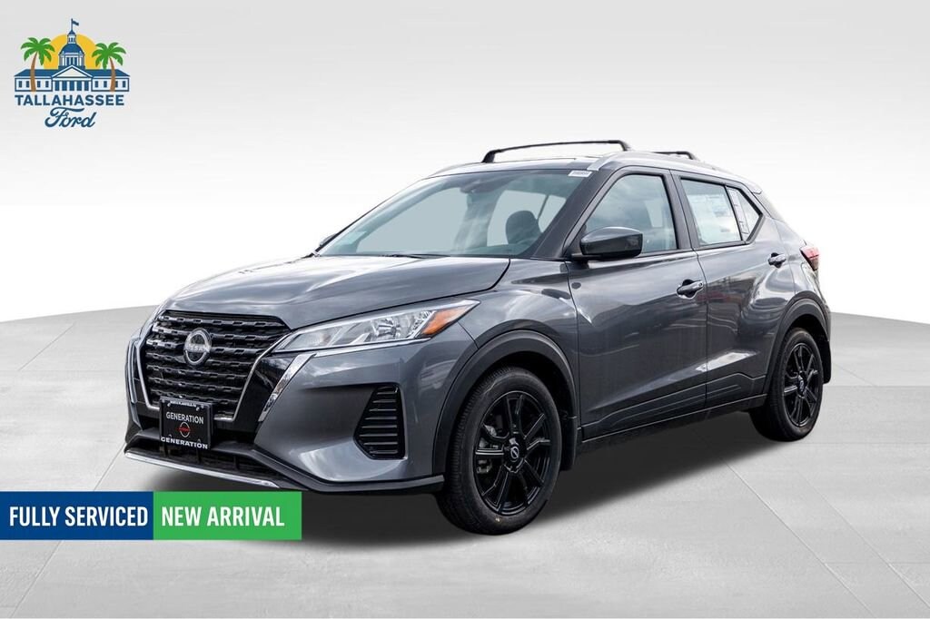 Used 2024 Nissan Kicks SR SUV