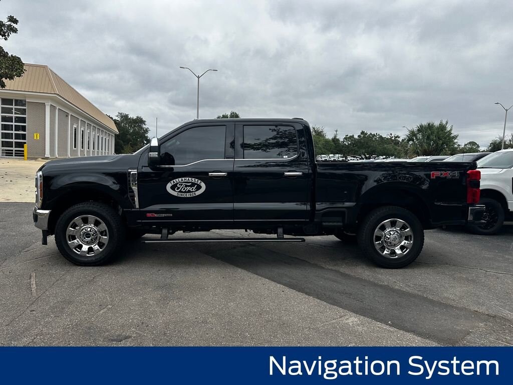 New 2025 Ford F-350 Truck Crew Cab