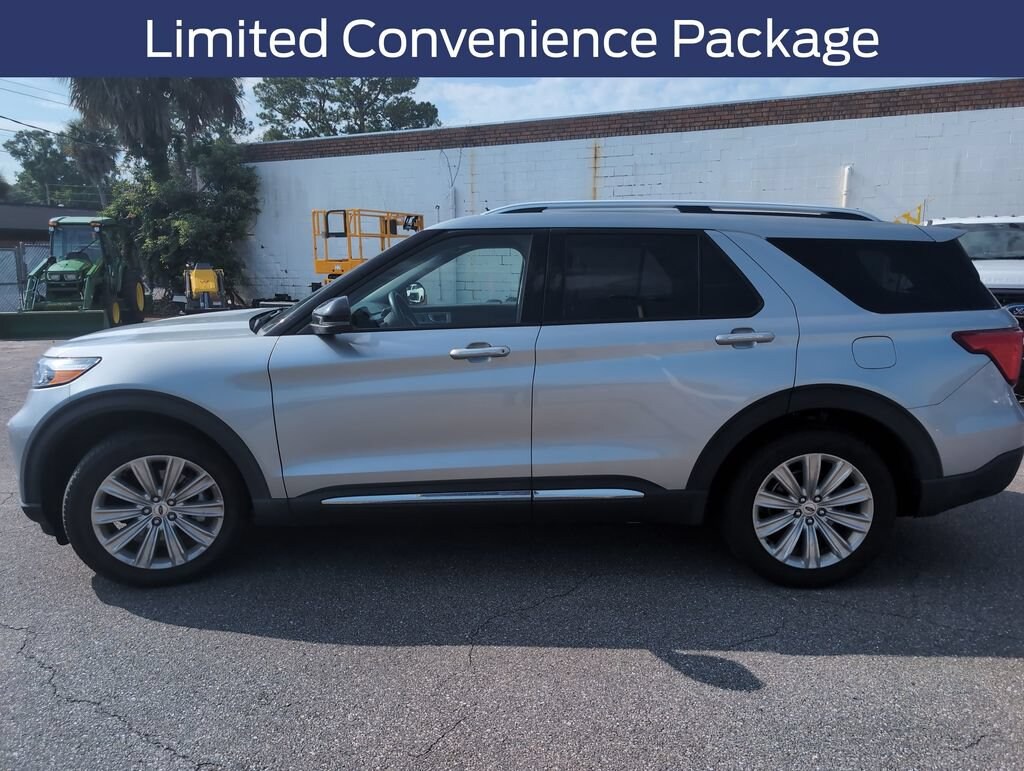Certified 2022 Ford Explorer Limited SUV