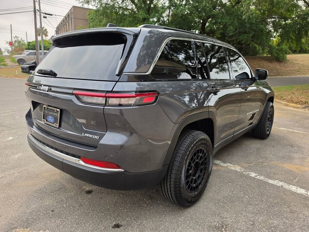 Used 2025 Jeep Grand Cherokee Laredo SUV