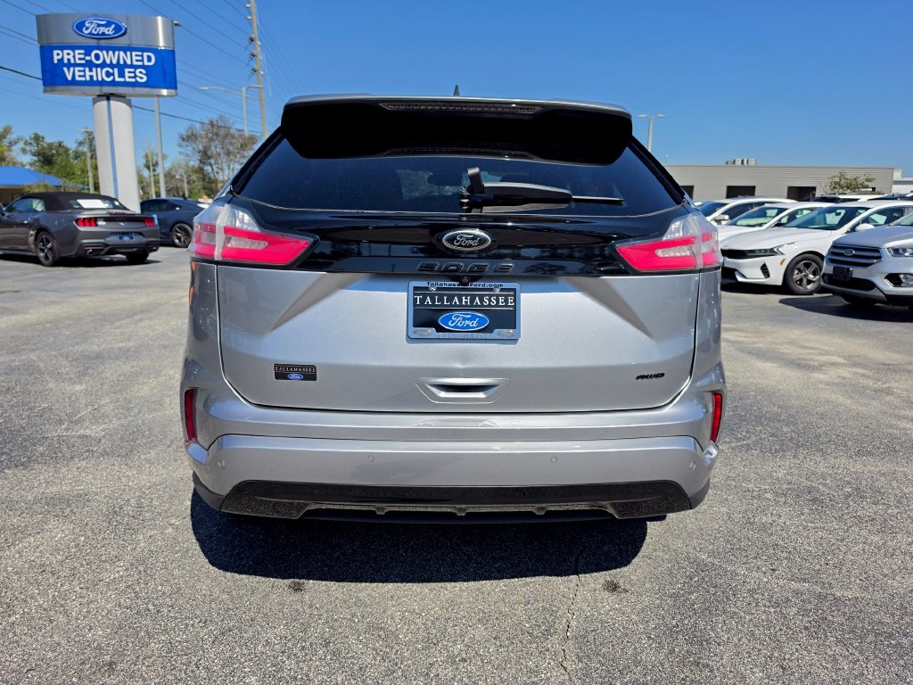 Used 2022 Ford Edge SE SUV