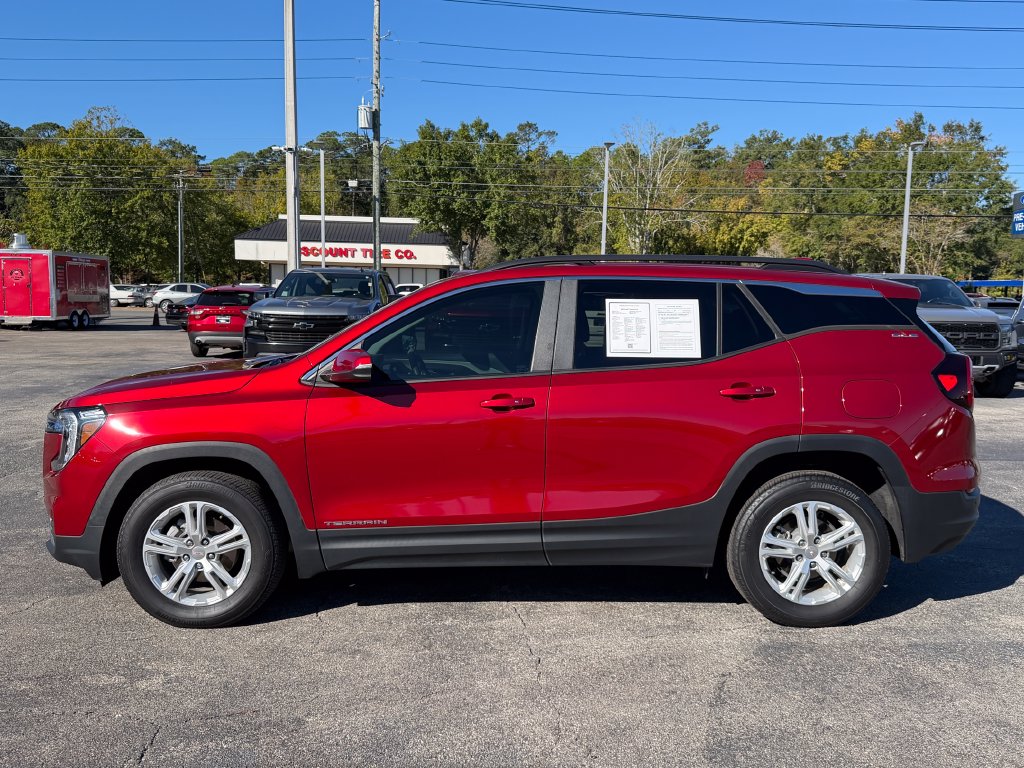 Used 2022 GMC Terrain SLE SUV