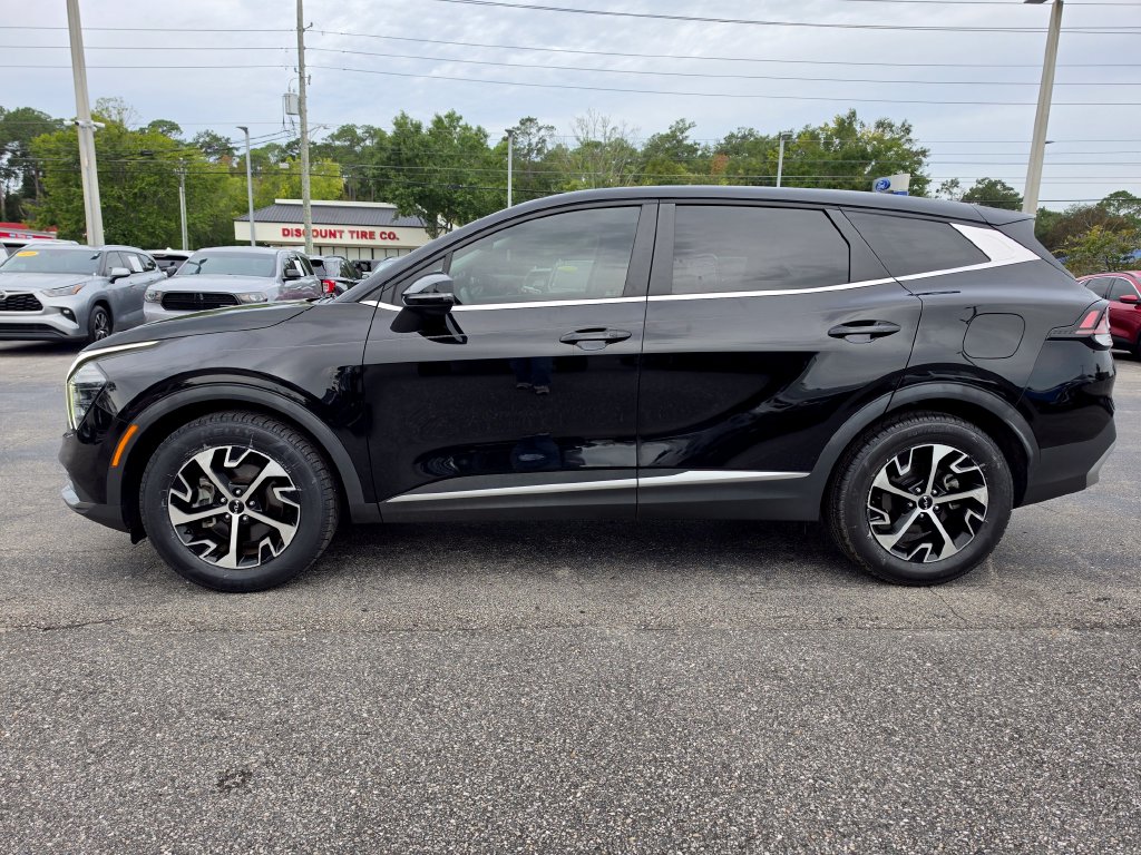 Used 2024 Kia Sportage EX SUV