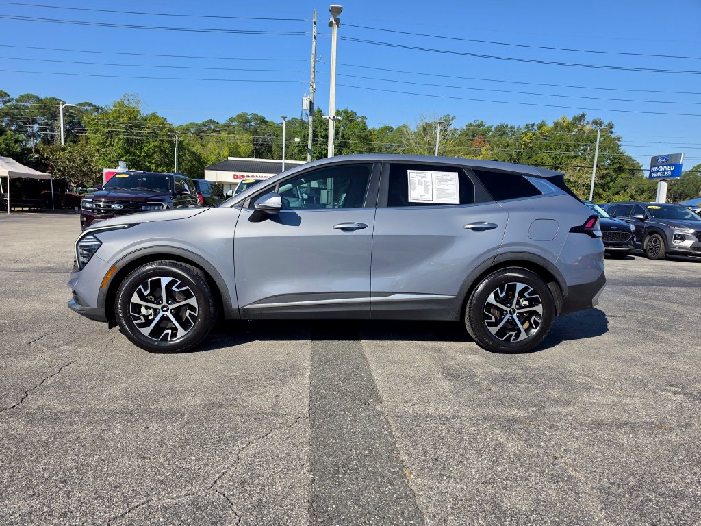 Used 2024 Kia Sportage EX SUV