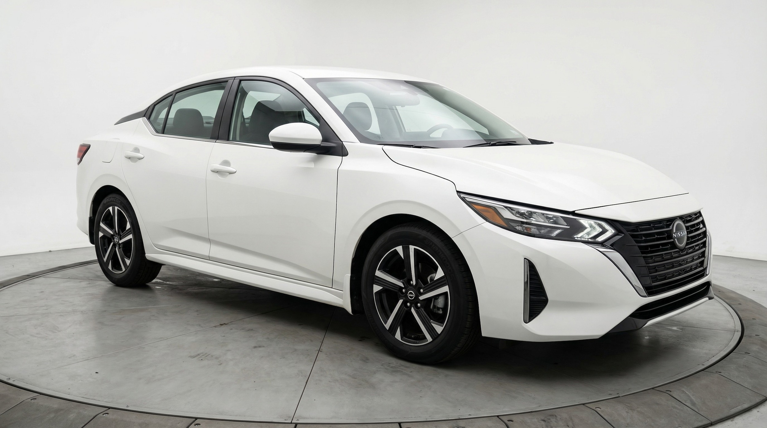 Thumbnail: 2025 Nissan Sentra - 1