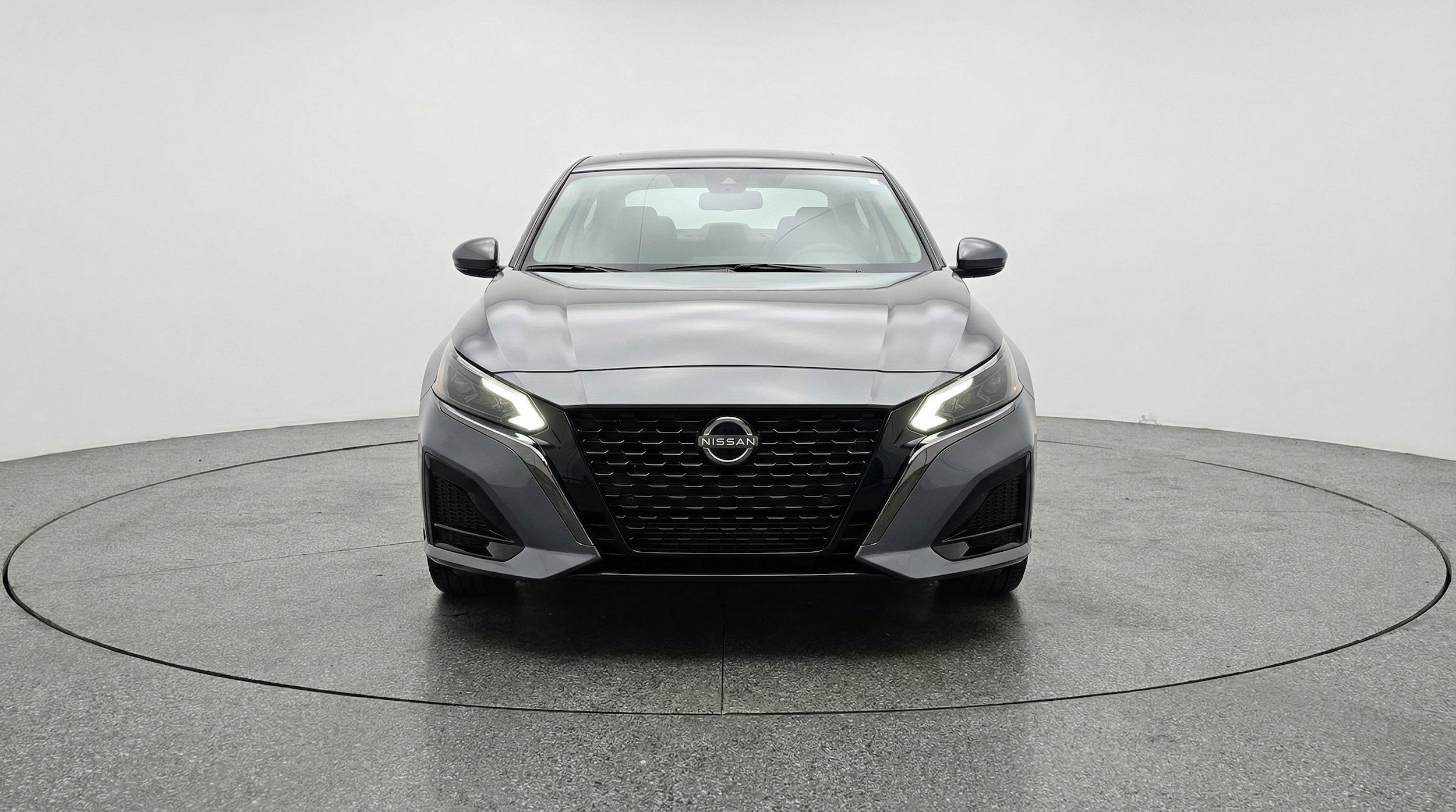 Thumbnail: 2025 Nissan Altima - 2