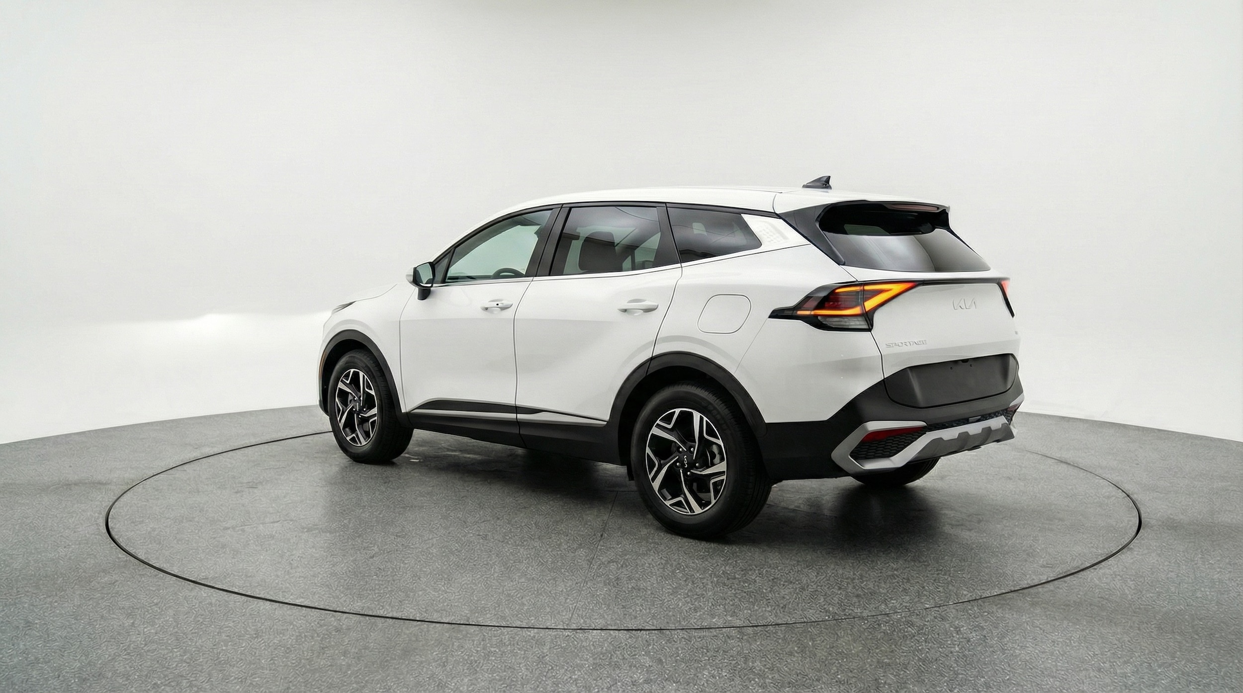 Thumbnail: 2025 Kia Sportage - 5