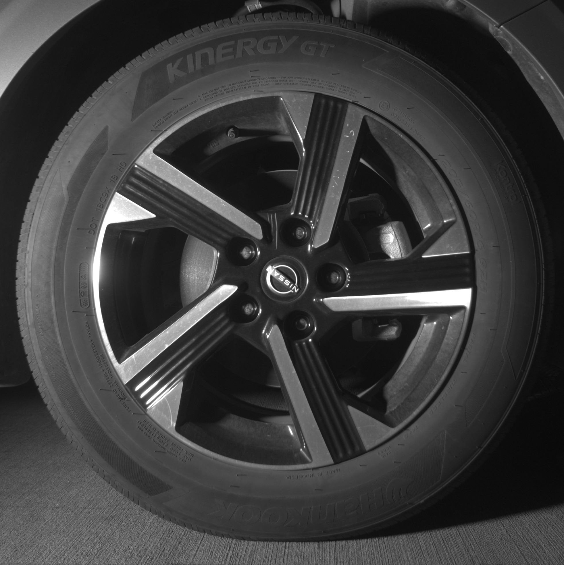 2025 Nissan Sentra SV - Photo 11