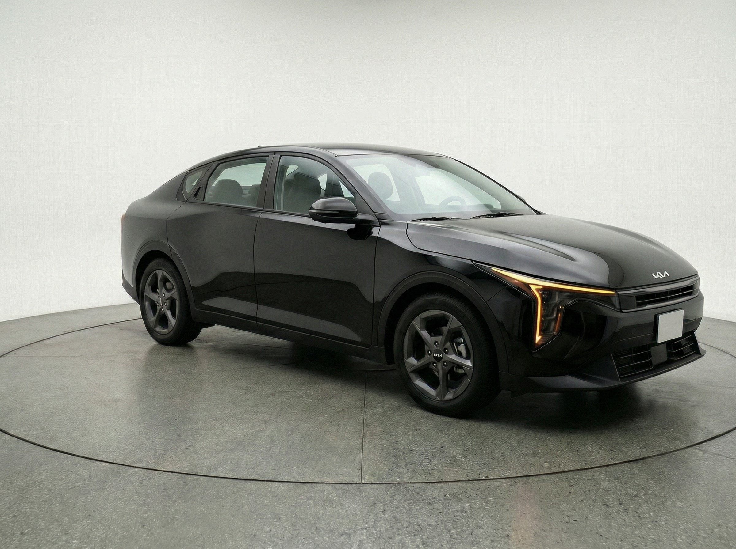 Thumbnail: 2025 Kia K4 - 1