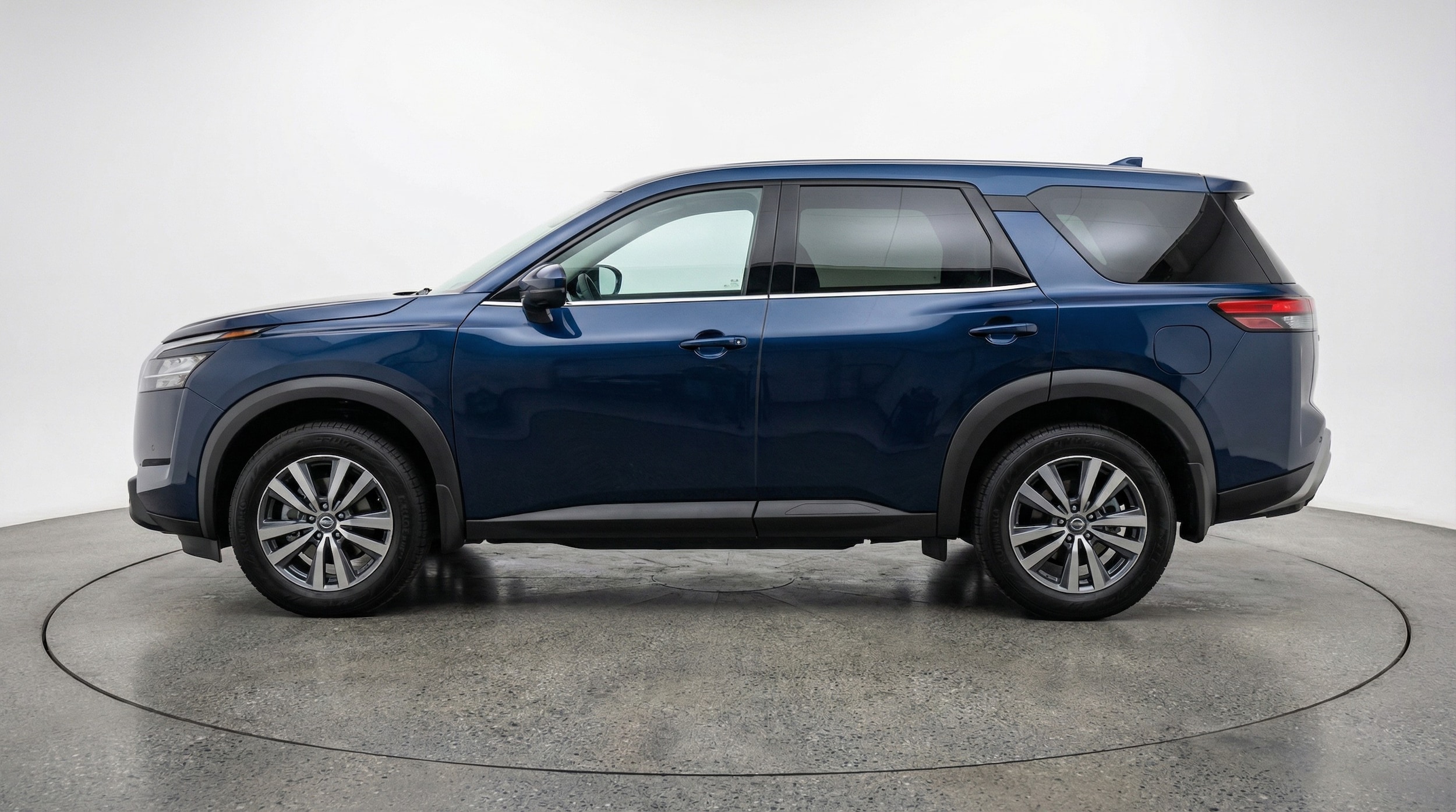 Thumbnail: 2025 Nissan Pathfinder - 4