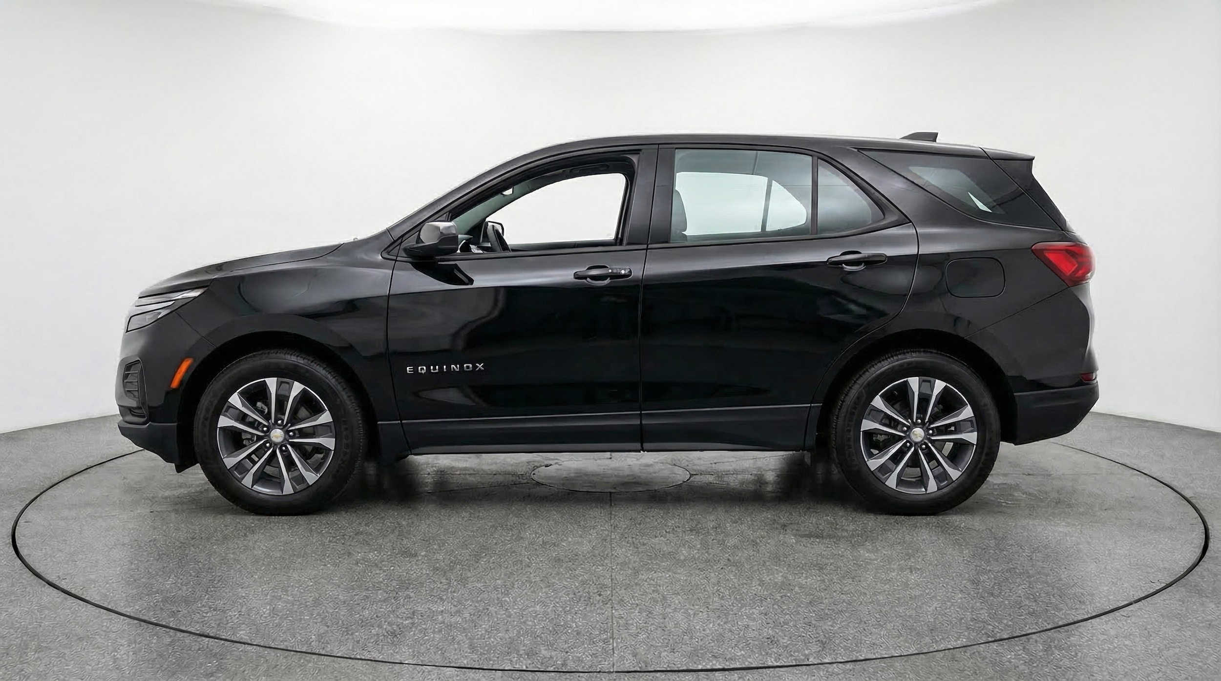 Thumbnail: 2025 Chevrolet Equinox - 4