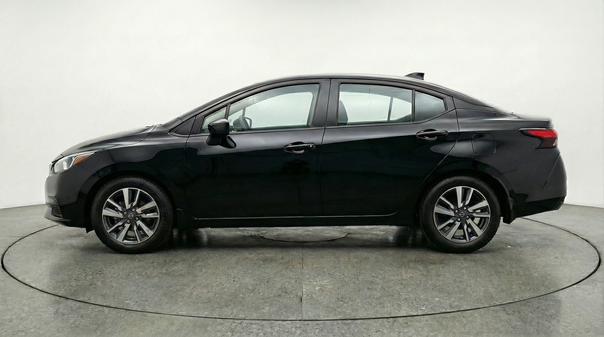 Thumbnail: 2025 Nissan Versa - 4