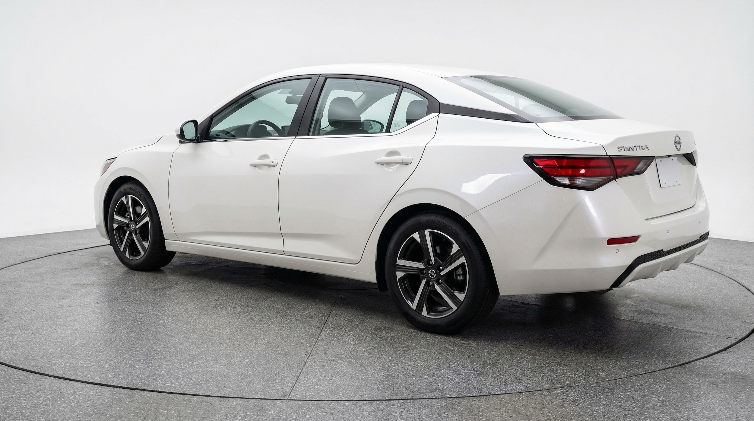 Thumbnail: 2025 Nissan Sentra - 5