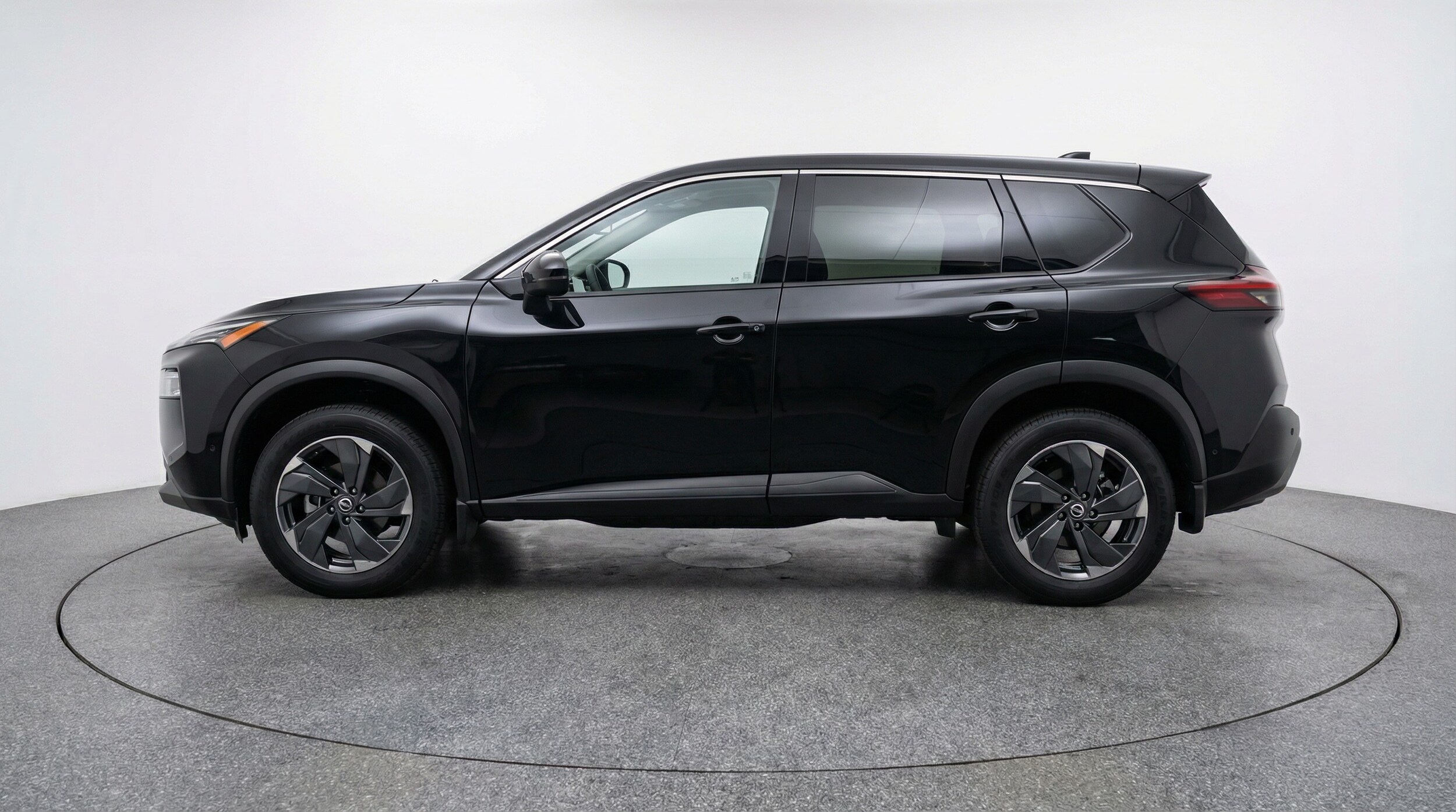 Thumbnail: 2025 Nissan Rogue - 4