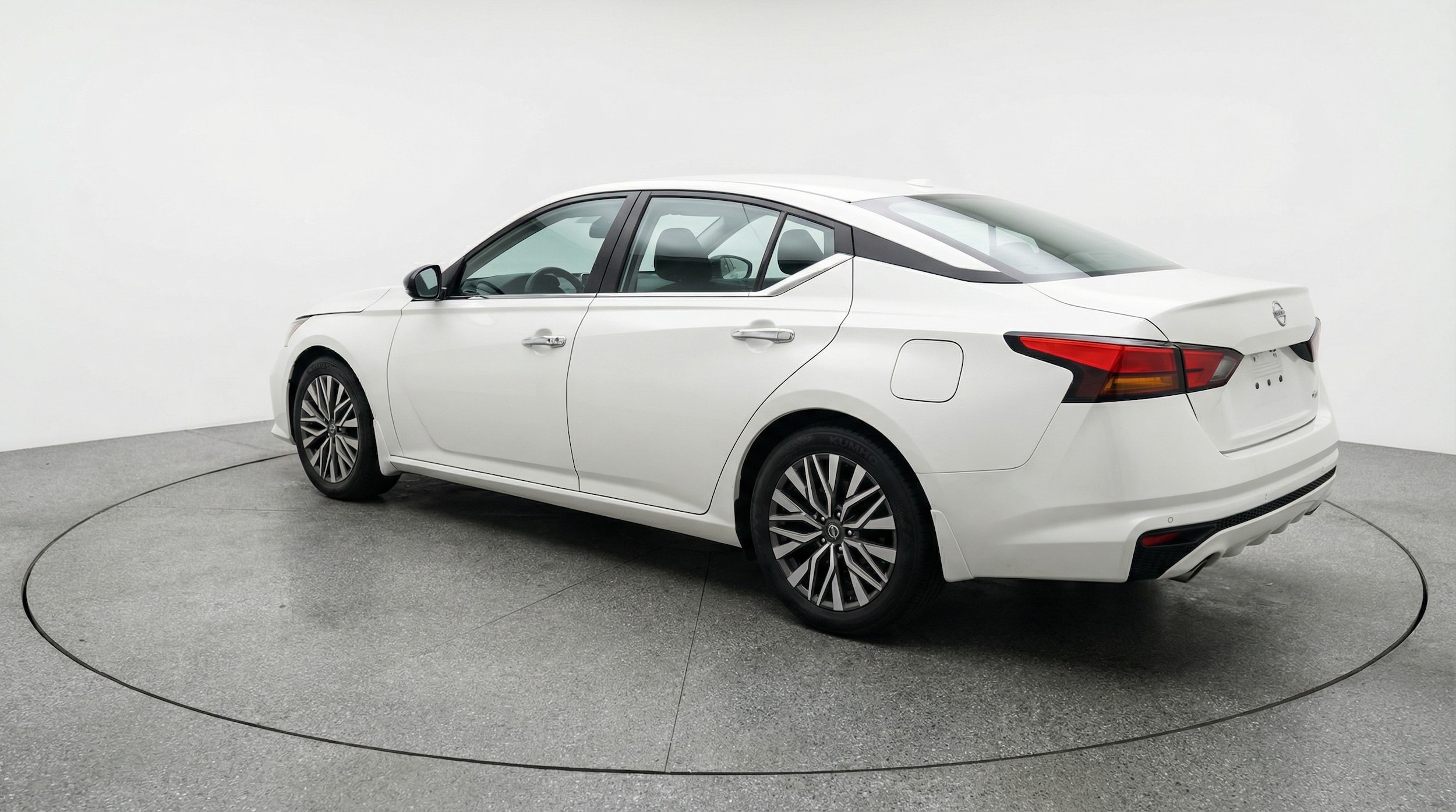 Thumbnail: 2025 Nissan Altima - 5