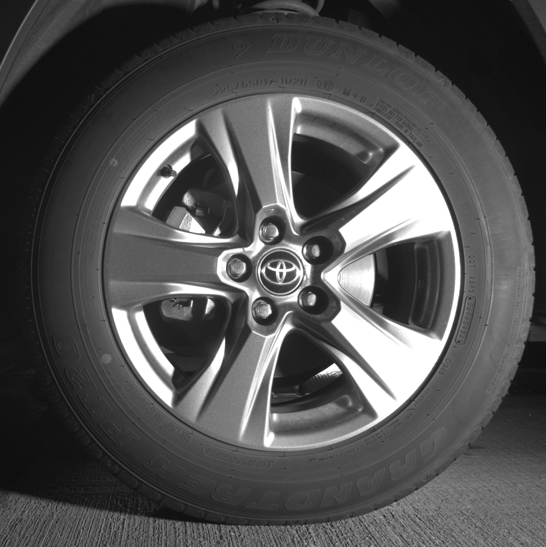 Thumbnail: 2025 Toyota RAV4 - 9