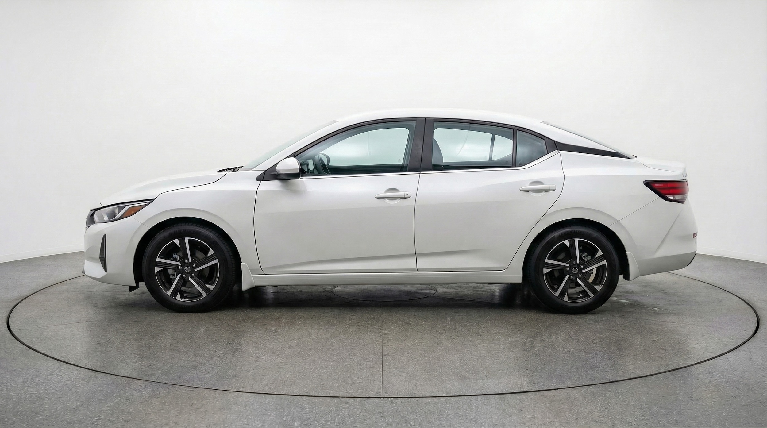 Thumbnail: 2025 Nissan Sentra - 4