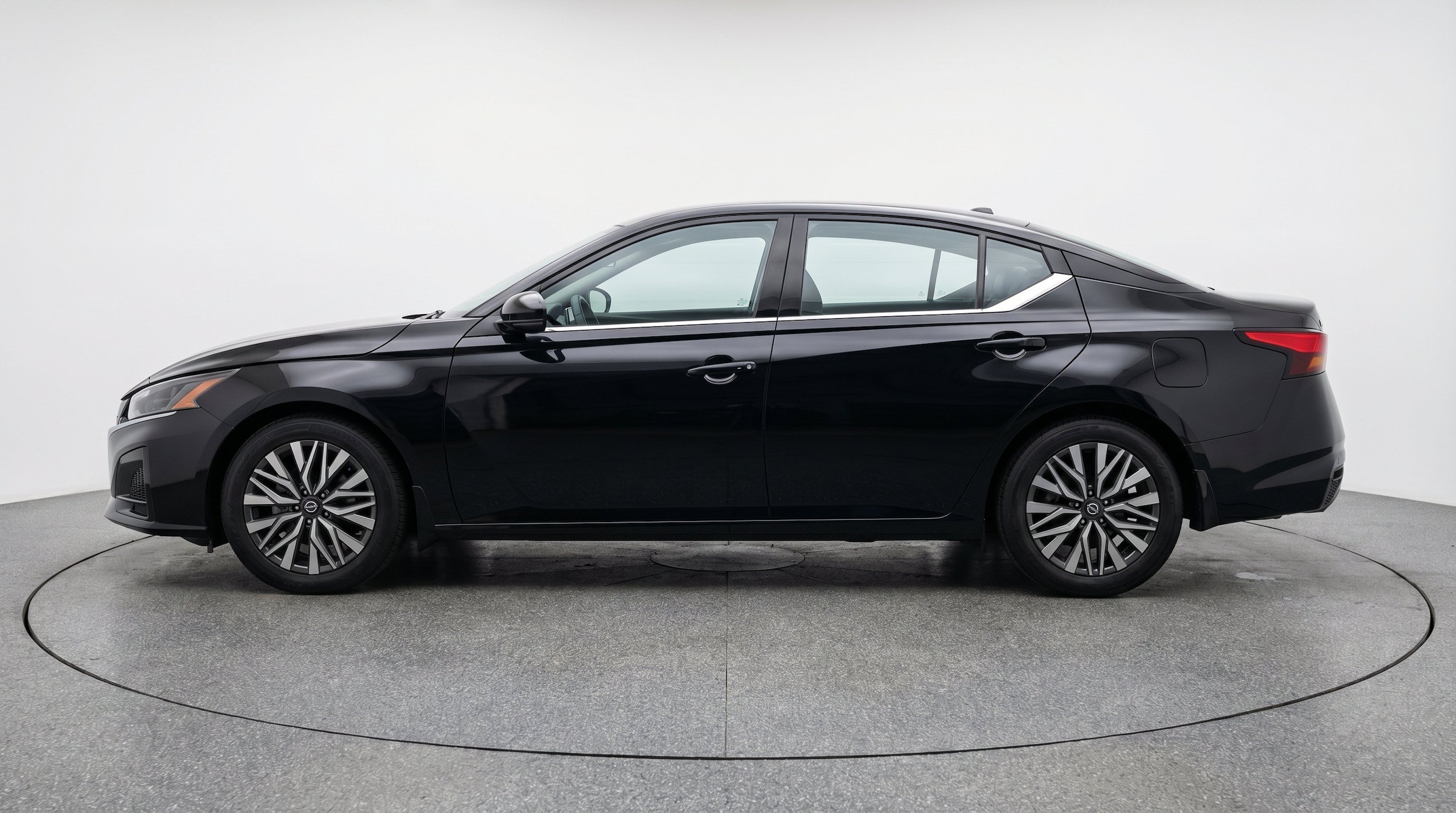 Thumbnail: 2026 Nissan Altima - 5