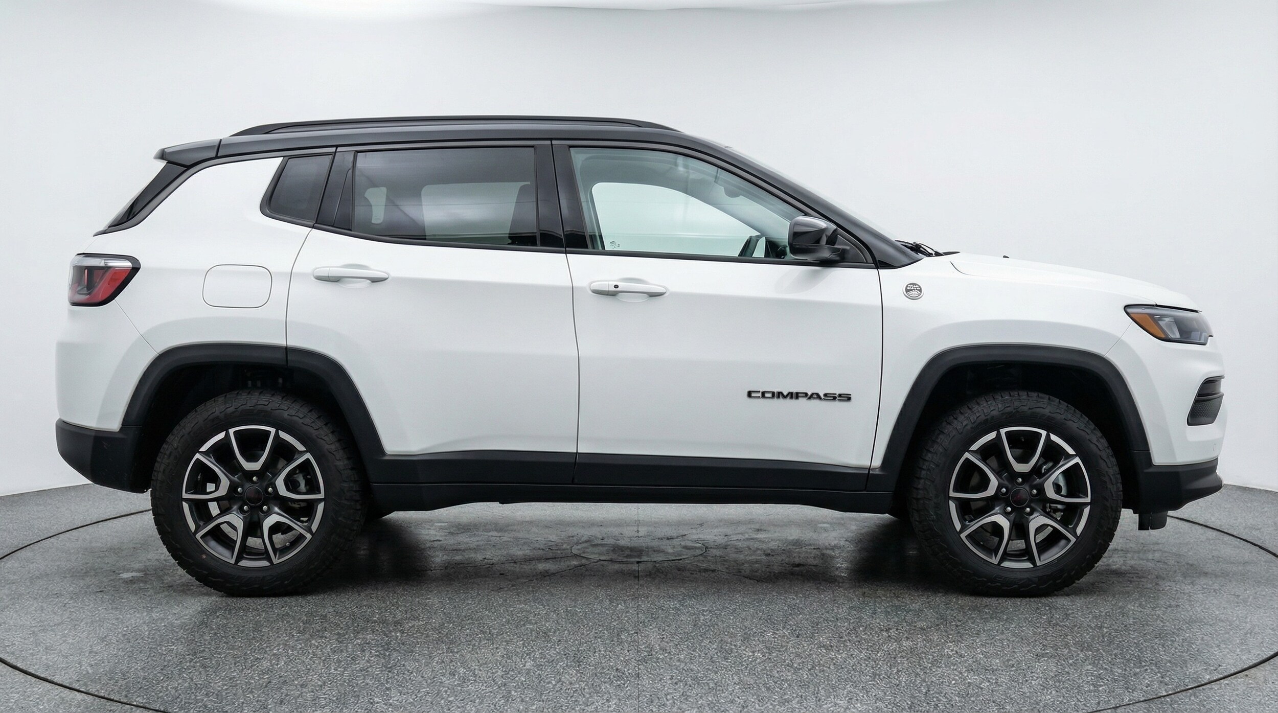 Thumbnail: 2025 Jeep Compass - 8