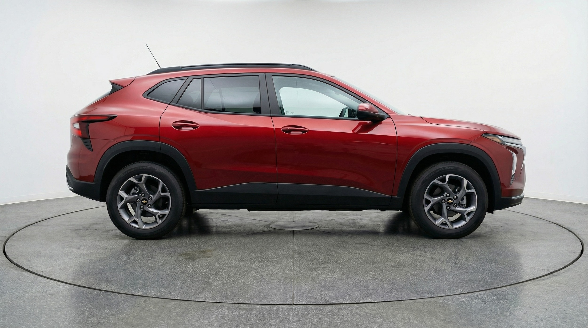 Thumbnail: 2025 Chevrolet Trax - 8